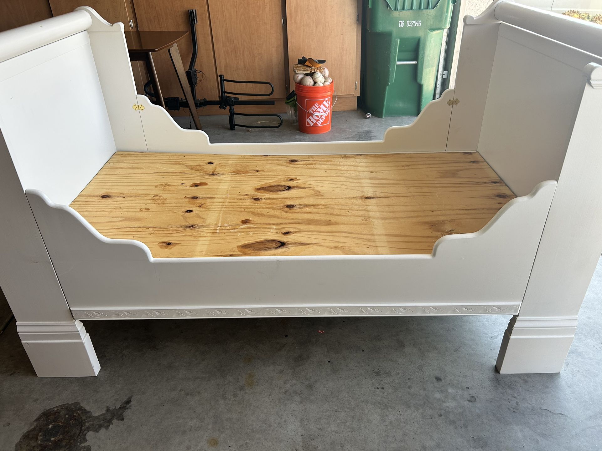 Beautiful Custom Made White Day Bed