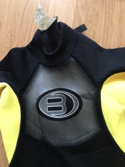 Kids wet suit