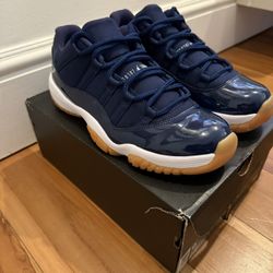 AIR JORDAN 11 RETRO LOW SIZE 9