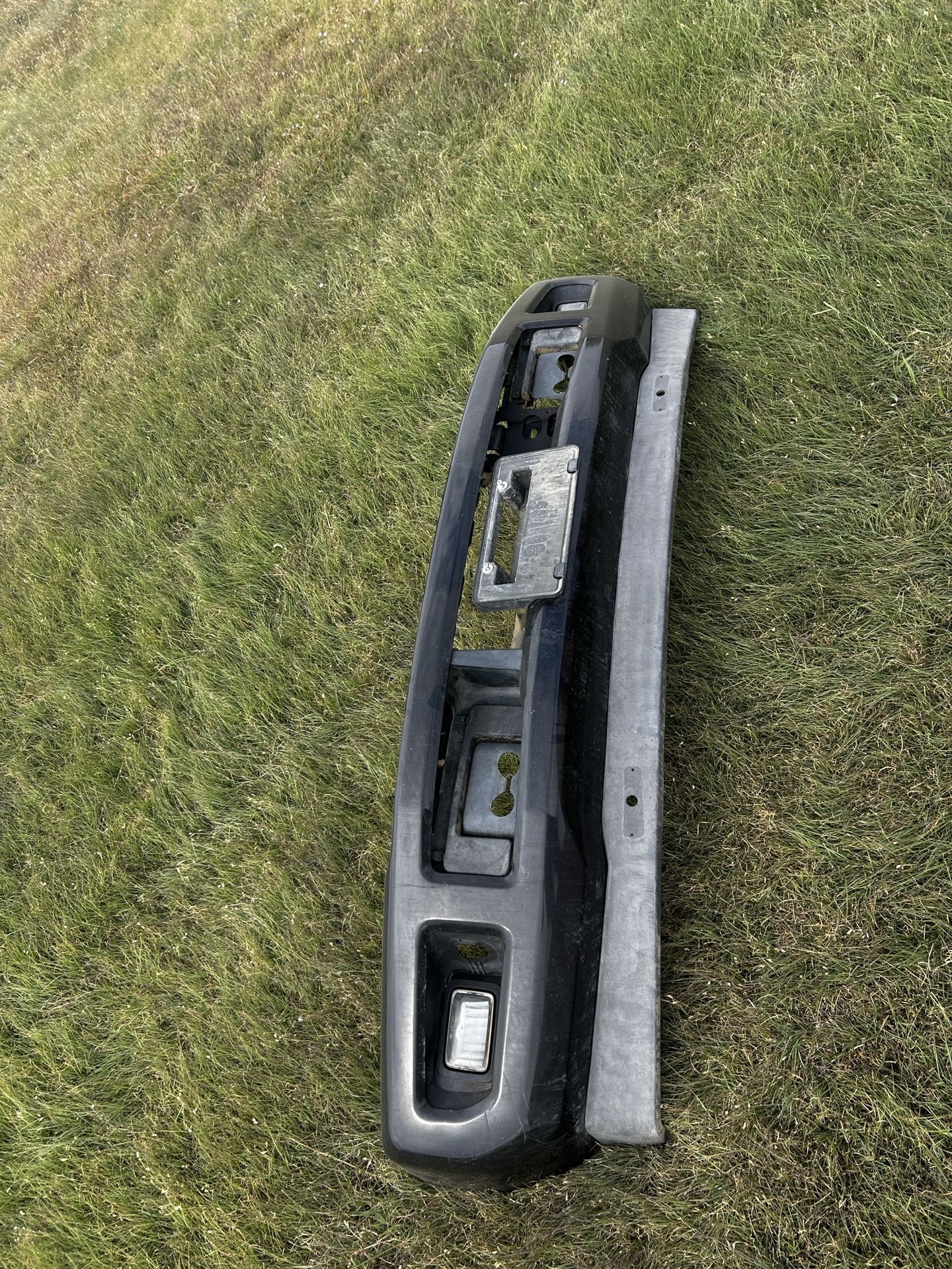 2017-2019 ford super duty front bumper (paintable)