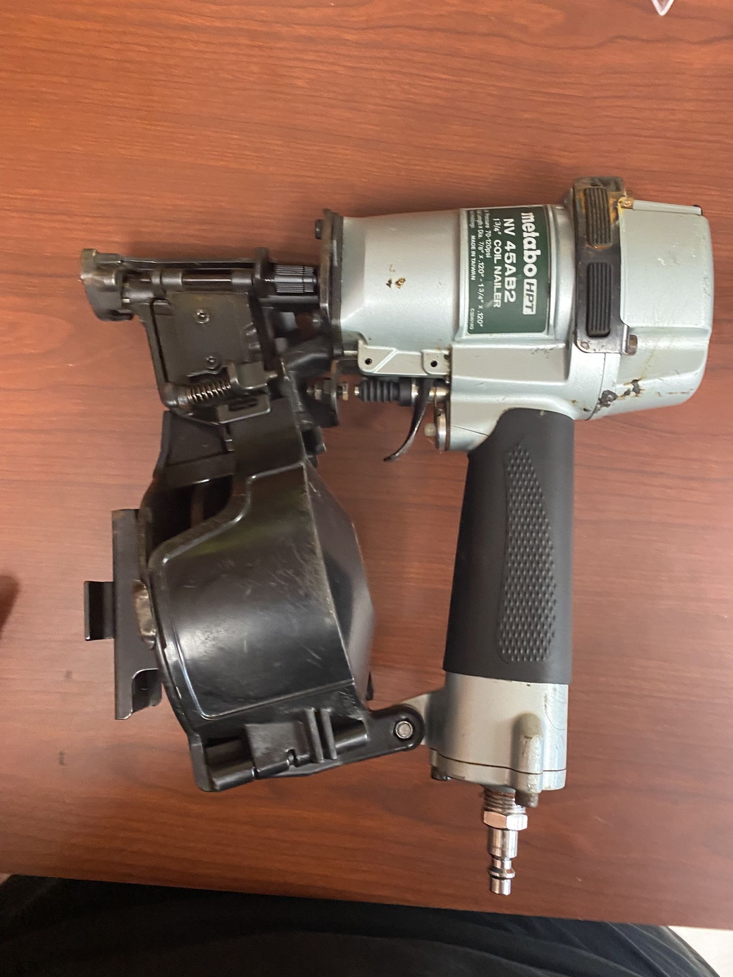 Metabo - NV 45AB2 Nail Gun