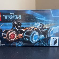 Lego TRON Legacy Lightcycle 21314