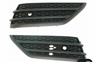LEFT & RIGHT SIDE BUMPER GRILLE GARNISH