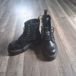 Dr.Martens AirWair Size7