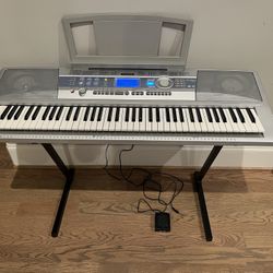 Excellent Condition Yamaha Portable Grand Keyboard