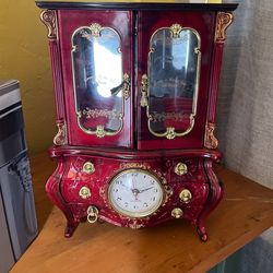Jewelry Holder