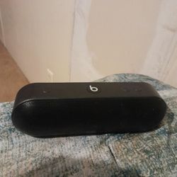 BEATS ML4M2LLA Beats Pill - Black (2015)

