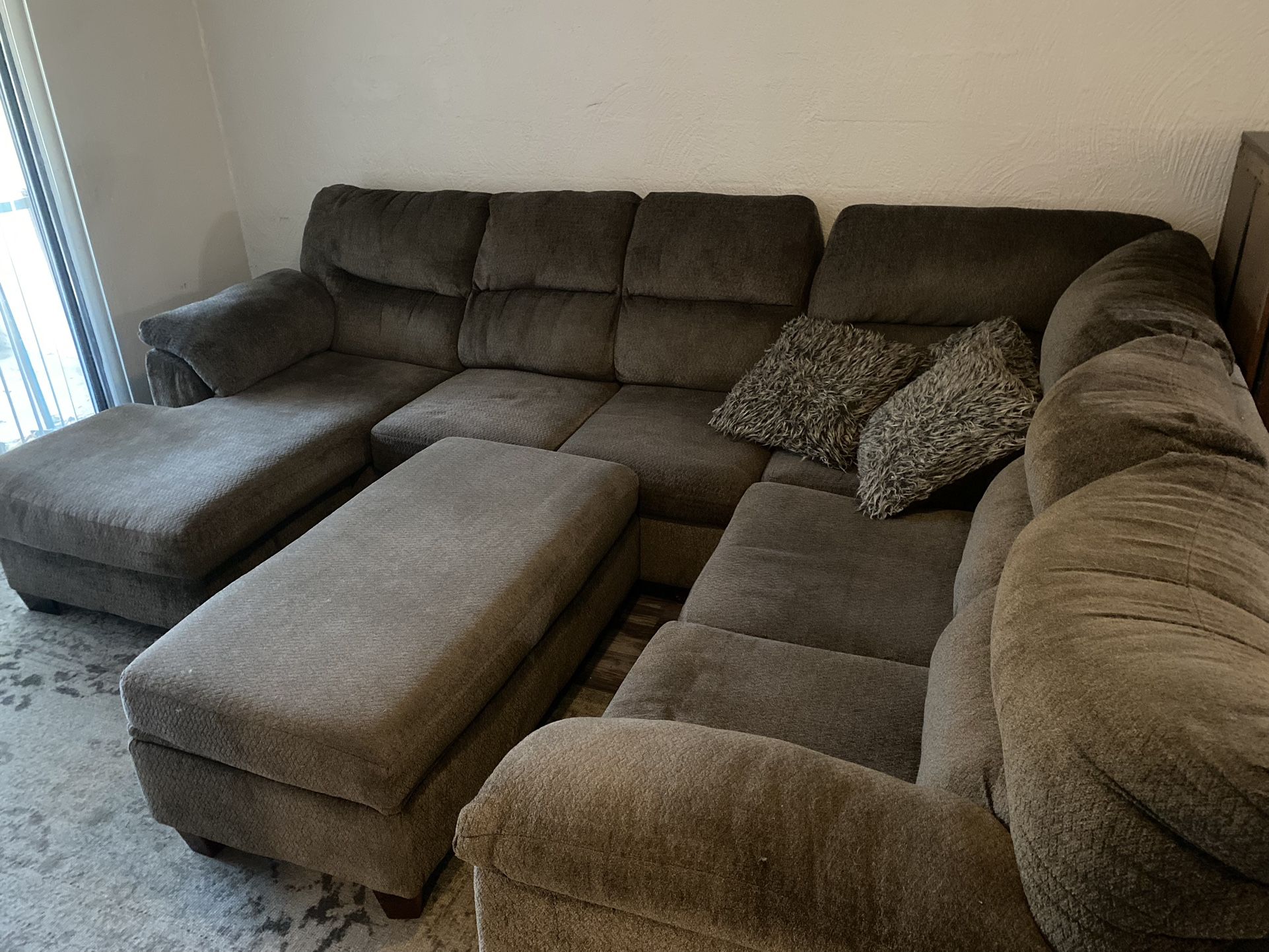 Sectional Couch & Ottoman