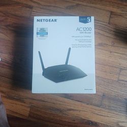 Netgear AC1200 WiFi Router