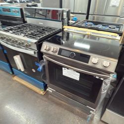 LG & Samsung Stoves Available
