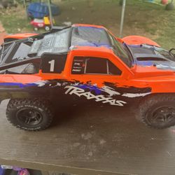 Traxxas Slash