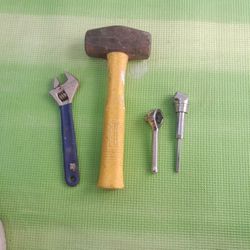 Tools 4 Pcs By $15.00 Pick UP Only