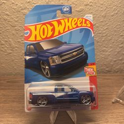 Hot Wheels Chevy Silverado