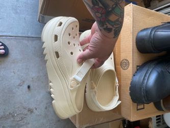 Cream platform crocs women’s 12 men’s 10