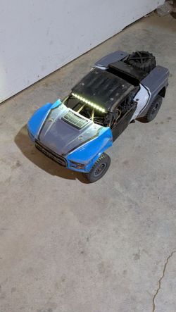 Losi baja rey 1/10 roller
