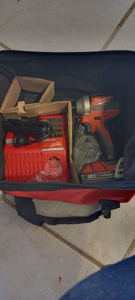 Milwaukee M18 Impact Drill