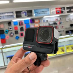 Insta360 Ace Pro