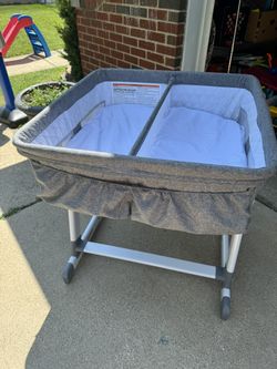 Delta Twin Bassinet