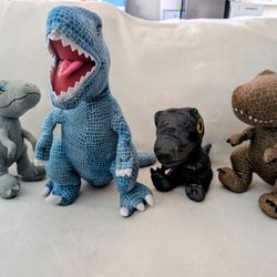 Jurassic World Plushie Lot 