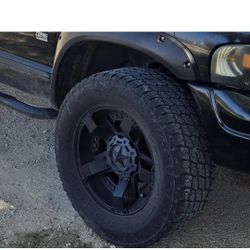 KMC XD Series XD811 Rockstar II