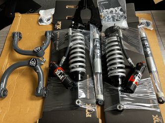 NEW 2005-2023 Tacoma 2wd/4wd Fox 2.5 Performance Elite Series Coilovers, 2.0 Rear Shocks & Maxtrac UCA’s
