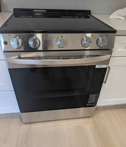 Brand New Unused LG Electric Range - LG LSEL6330SE