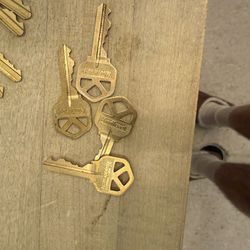 Mix Of Brand New Keys 