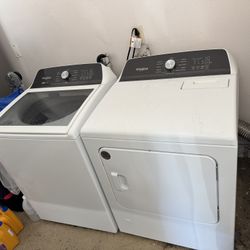 Whirlpool Washer And Dryer 