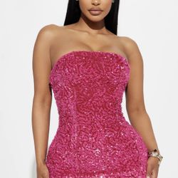 NEW! Fashion Nova mini Dress