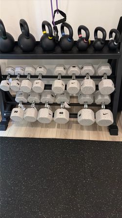 Nike Rubber Dumbbell Set with Rack
