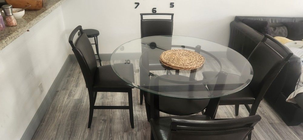 Dining Table With 4 Chairs