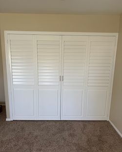 Interior Wood Shutters- Custom, Plantation, Professional Installation, Licensed Company, Window Treatments & Coverings, Persianas De Madera, Espanol