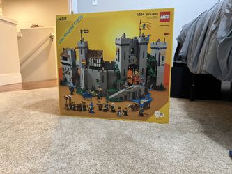 Lego Lion Knights Castle 10305