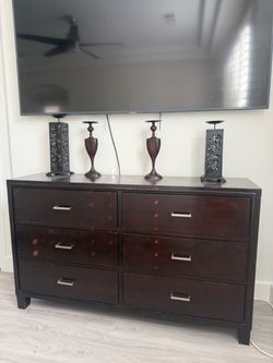Bedroom set