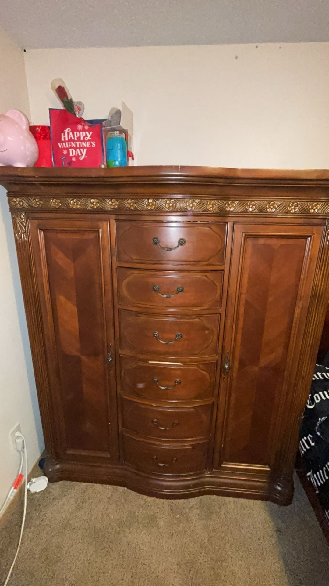 Armoire/ Dresser
