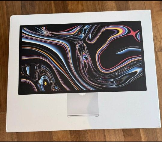 Apple Studio Display 27 Inch With Nano Texture Screen