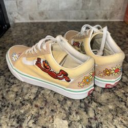 Elmo Vans 