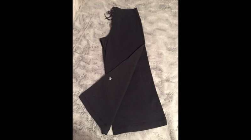 Lululemon Crop Pants CA 35801 RN 106259 - Size 8