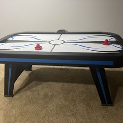 Air Hockey Table