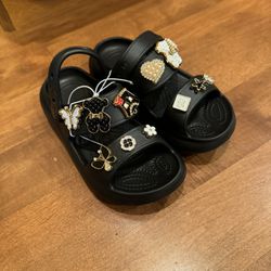 Girls Brand New Boutique Sandals Shipping Avaialbe 