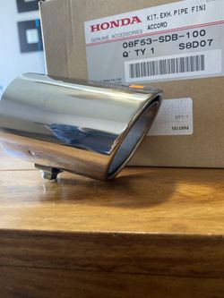 Honda 08F53-SDB-100 Exhaust Pipe Finisher Tip (Chrome) 