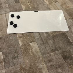 Hockey Shooting Pad With 4 Rubber Pucks