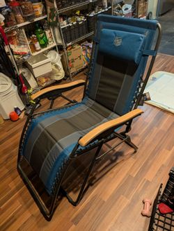 Timber Ridge Zero Gravity Chair - Blue Luxury Outdoor Lounge Recliner/ Camping Chair (NEW With Tags)