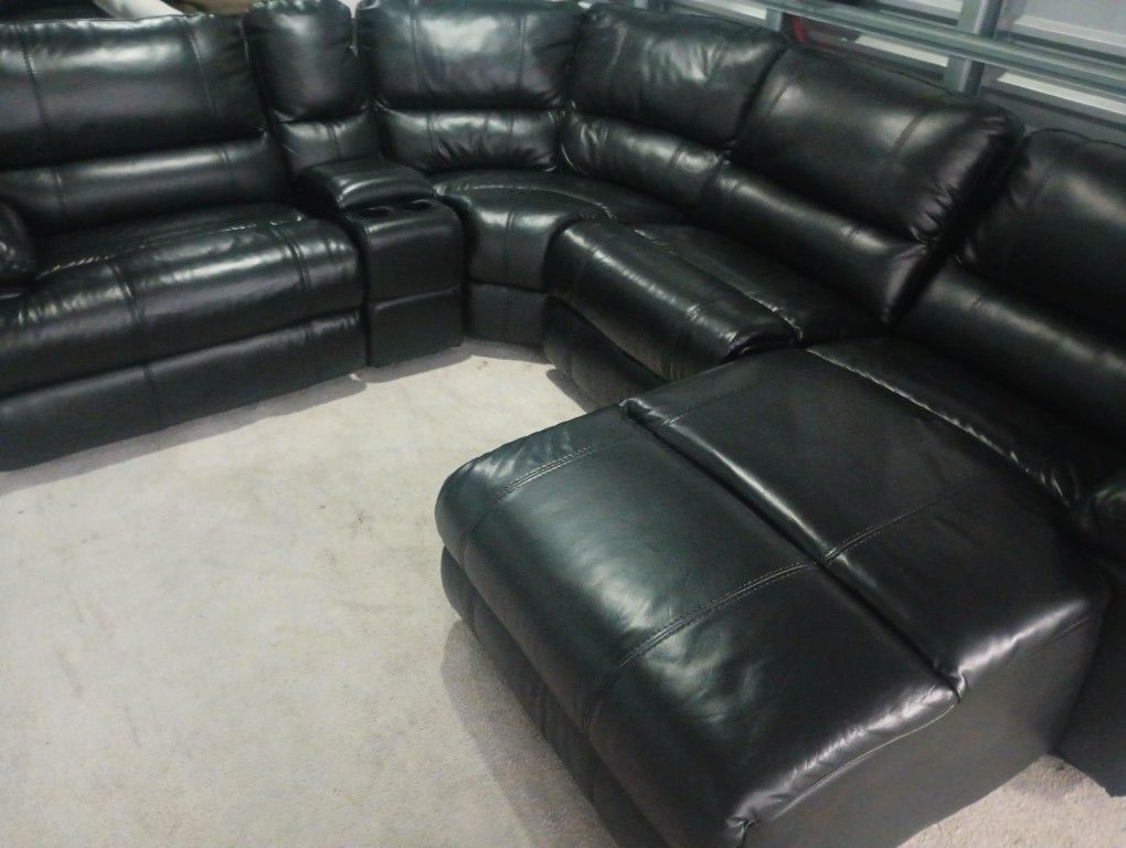 SECTIONAL GENUINE LEATHER RECLINER ELECTRIC BLACK COLOR... DELIVERY SERVICE AVAILABLE 💥🚚💥