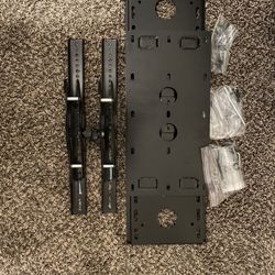 Samsung TV wall Mount, Extendable-18 Inches With 15% Tilt, New! 