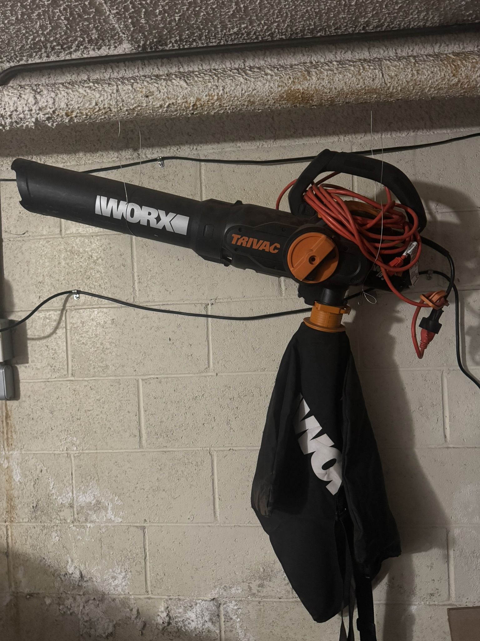 Leaf Blower
