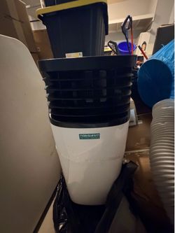 Portable air conditioner