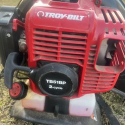 Troy-Bilt Gas Backpack Leaf Blower