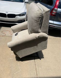 La-Z-Boy Power Lift Recliner — Helps You Stand