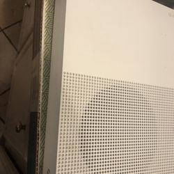 Xbox One S Like New 